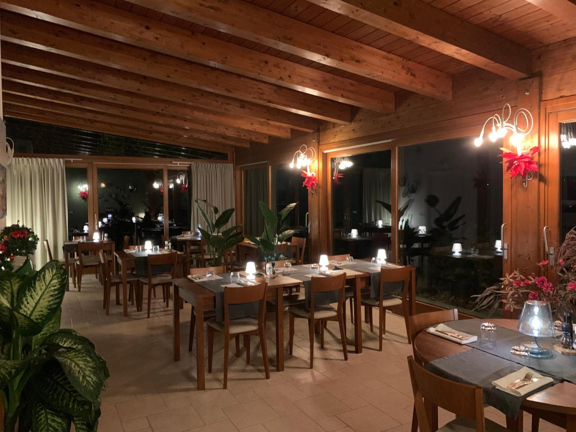 Gastronomic B&B Carlocarla Monte San Pietrangeli Екстериор снимка